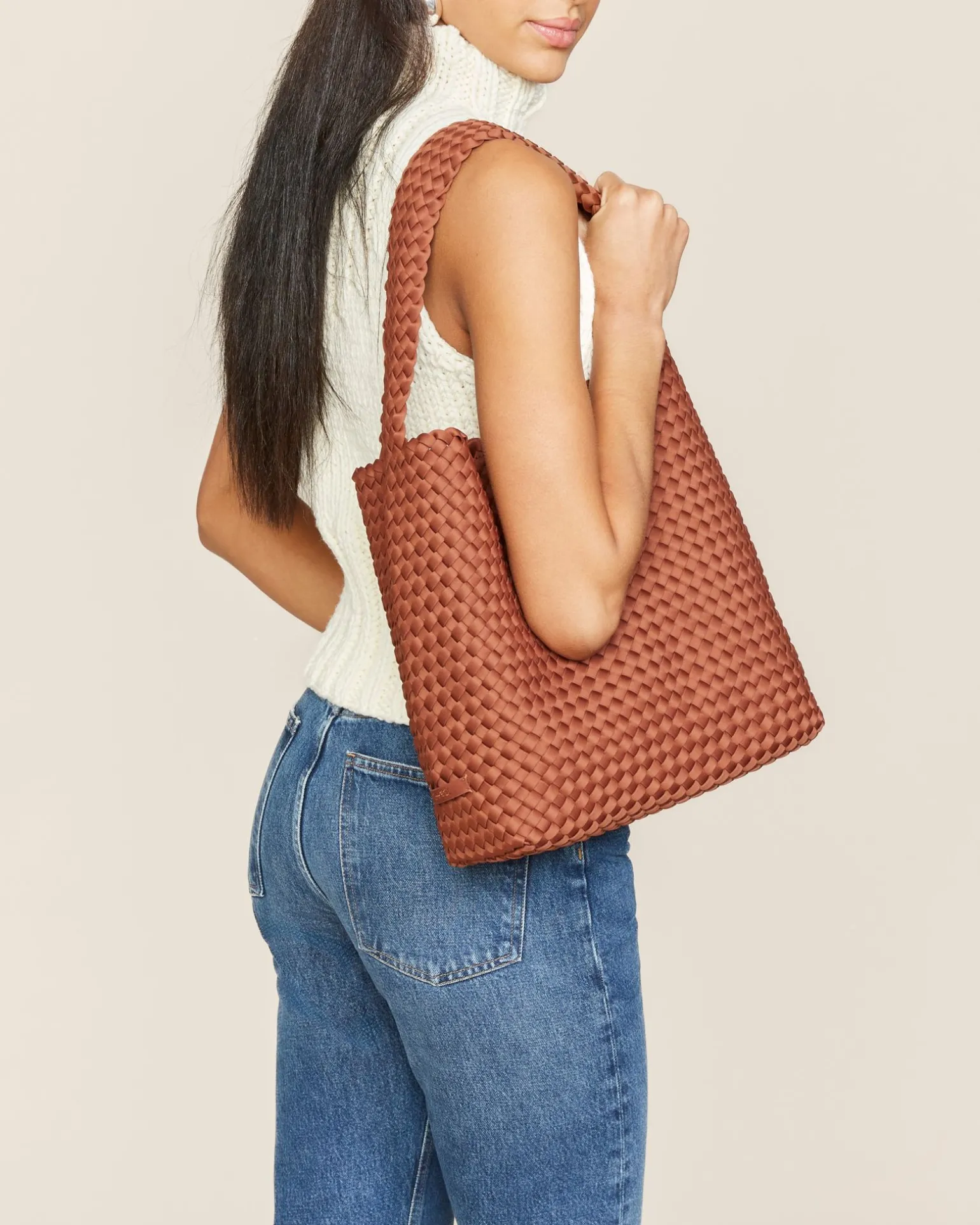 Hobos<NAGHEDI Nomad Hobo Adobe