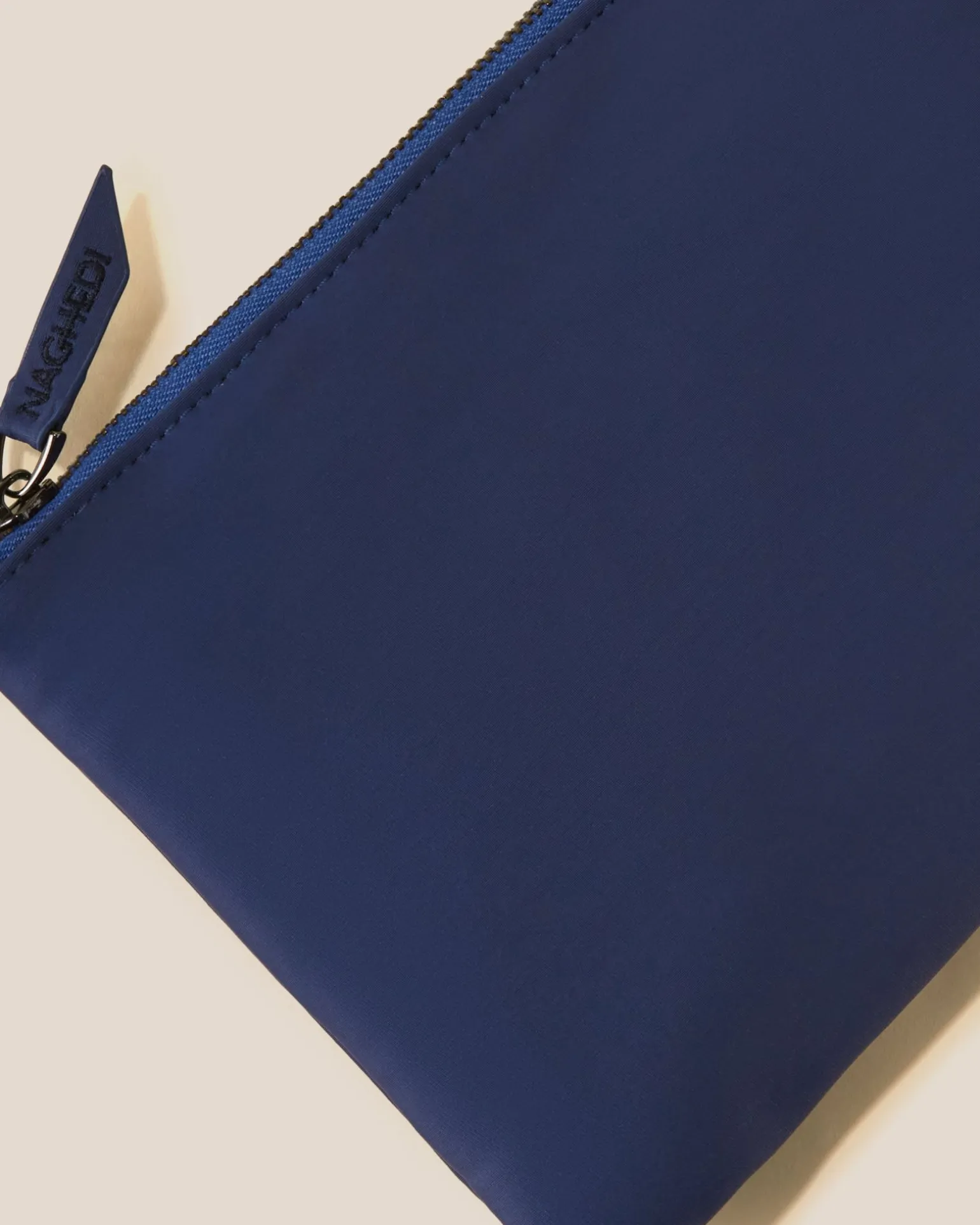 Totes<NAGHEDI Oslo Medium Tote Ash