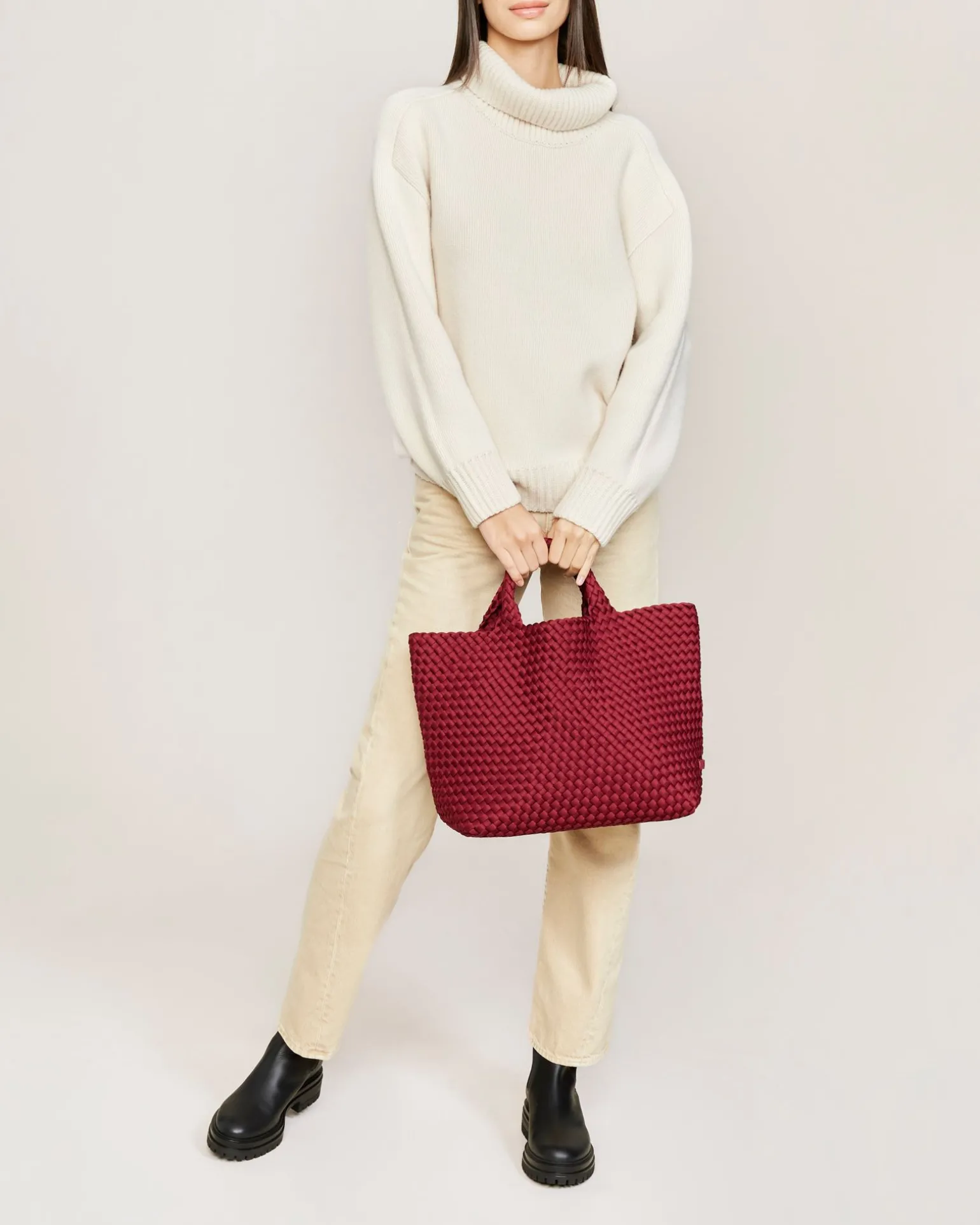 Shoulder Bags<NAGHEDI St. Barths Medium Tote Rosewood